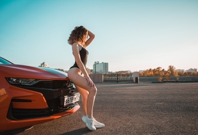 women, women with cars, ass, sneakers, Fila, bodysuit, curly hair, women with glasses, sky, building, women outdoors, Chevrolet