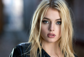 Simone Borg, �������, ������