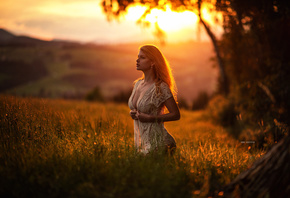 , , Miki Macovei