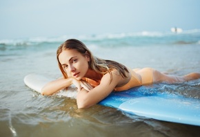 women, blonde, brunette, women outdoors, ass, surfboards, wet hair, wet body, one-piece swimsuit, sea
