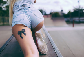 blonde, beautiful, tattoo, legs, cute, shorts, jeans, pretty, park, city, sexy, ass, tan, babe, woman, Ribbon