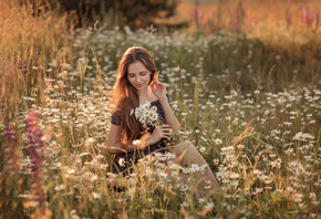 поле, лето, девушка, цветы, природа, ромашки, платье, шатенка, травы, букет ...