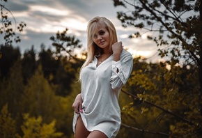 women, blonde, Arina Semionova, Artem Solovev, white shirt, brunette, smil ...