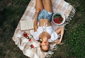 women, top view, blonde, jean shorts, belly, grass, books, closed eyes, pigtails, ribs, painted nails, women outdoors, lying on back