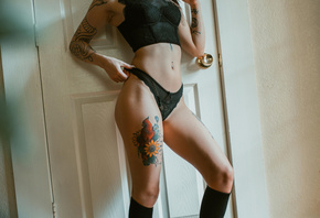 vyne, suicide girls, brunette, room, green eyes, blue eyes, ass, tattoo, wo ...