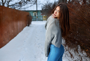women, winter, snow, women outdoors, finger on lips, jeans, sweater, pink nails, looking at viewer