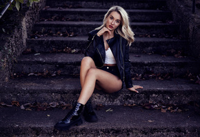 women, blonde, sitting, shoes, stairs, red lipstick, necklace, jean shorts, leaves, women outdoors, black jackets, leather jackets