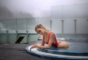 Valentina Grishko, women, one-piece swimsuit, ponytail, women outdoors, ass, skinny, crucifix necklace, blonde, snow, winter, hot tub, wet body