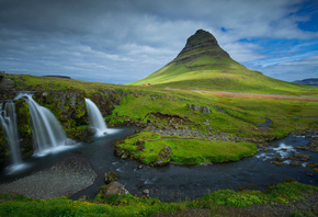 исландия, Kirkjufell, гора, водопад, зелень, небо, природа, камни