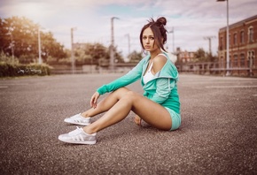 jonny otten, brunette, model, women, sportswear, shorts, sweatshirt, sneakers, T-shirt, sitting, clouds, sky