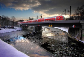 Deutsche Bahn,   , wintry landscape, ICE 3,  ,  , railway bridge,  , -- - , Frankfurt am Oder - Magdeburg, , icy Spree,  
