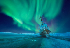 полярное сияние, корабль, лед