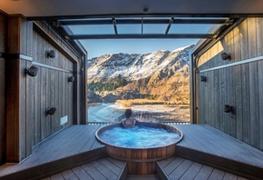 , New Zealand,  , Queenstown, relaxing hot pool,  , views of the Shotover River