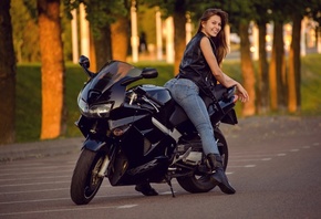 Alexei Shipulia, women, model, brunette, women outdoors, women with motorcycles, motorcycle, jeans, boots, leather vest, trees, public, road, smiling, ass, motorcyclist