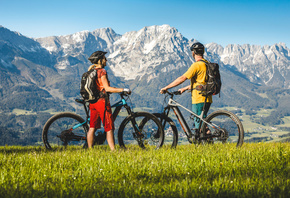 Кайзеровские горы, Kaiser Mountains, Tyrol, Austria, E-Bikes, green mobilit ...