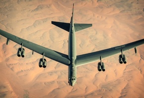 Boeing, subsonic jet-powered strategic bomber, Boeing B-52 Stratofortress,  ...