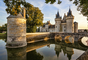 Chateau de Sully-sur-Loire, France, Castle of Sully-sur-Loire