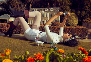 Zoe Barnard, its a small world after all, creative