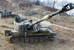 Republic of Korea Marine Corps, self-propelled howitzer, ROKMC K-55