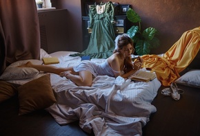 Maya Shakhnazarova, brunette, model, women, women indoors, nightgown, in be ...