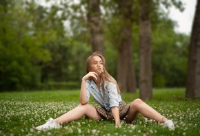 brunette, model, women, women outdoors, nature, grass, flowers, plants, tre ...