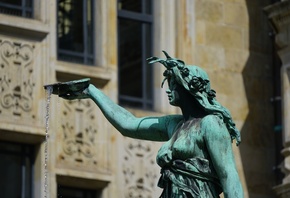 fountain, courtyard, Rathaus, Hamburg, Germany