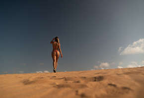 women, model, brunette, women outdoors, red bikini, bikini, ass, hips, curvy, desert, sky, clouds, sneakers, rear view