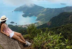 Pico do Papagaio, Village of Abraao, Ilha Grande, Brazil