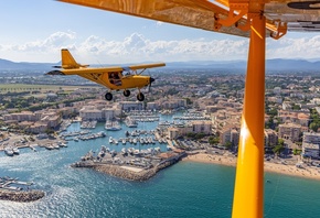 French Riviera, flying Safari, France