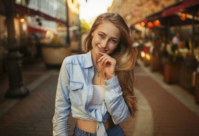 girl, public, blonde, women outdoors, model, women, long hair, white tops, shirt, jeans, smiling, urban, looking at viewer