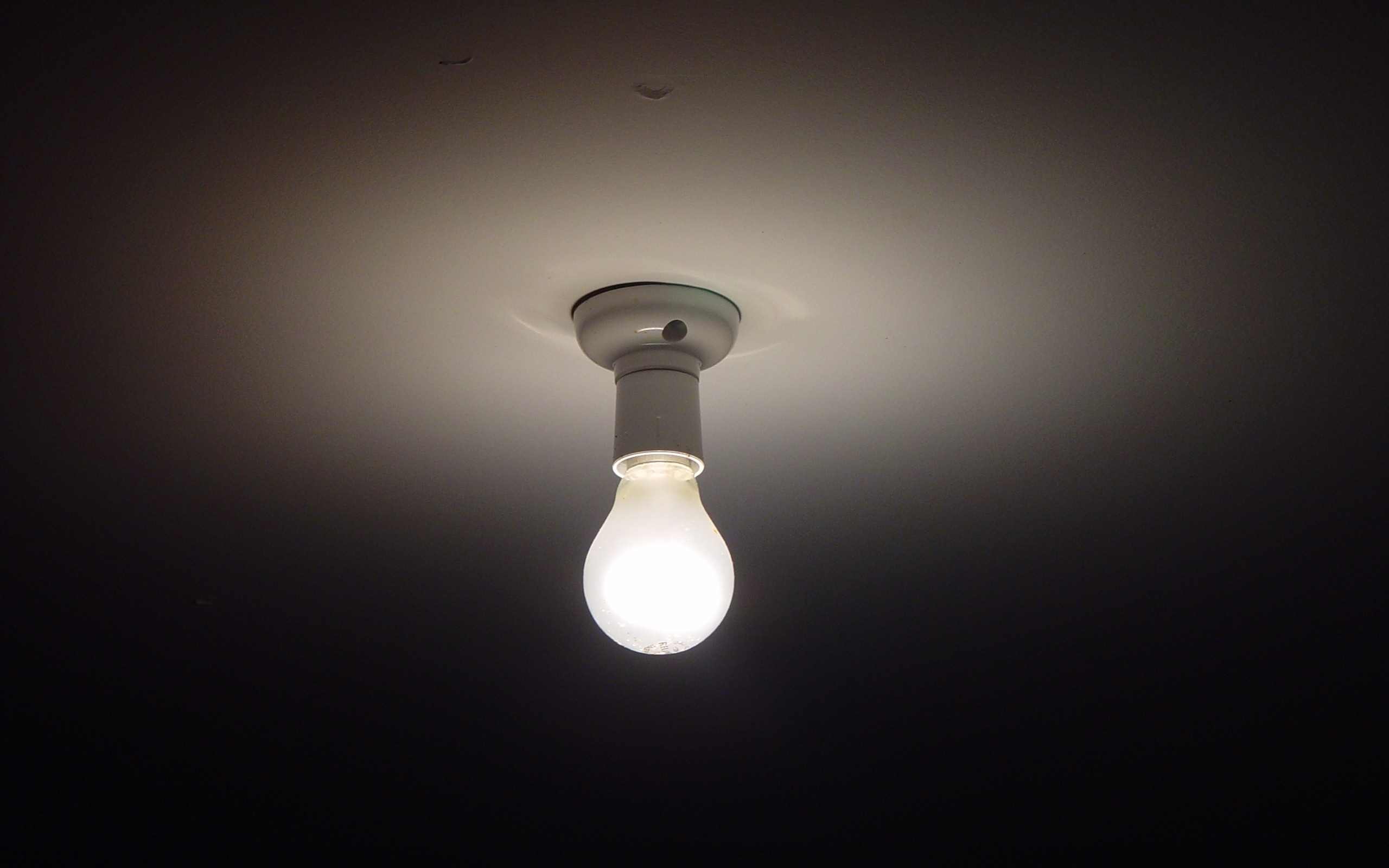 лампочка, свет, потолок, цоколь