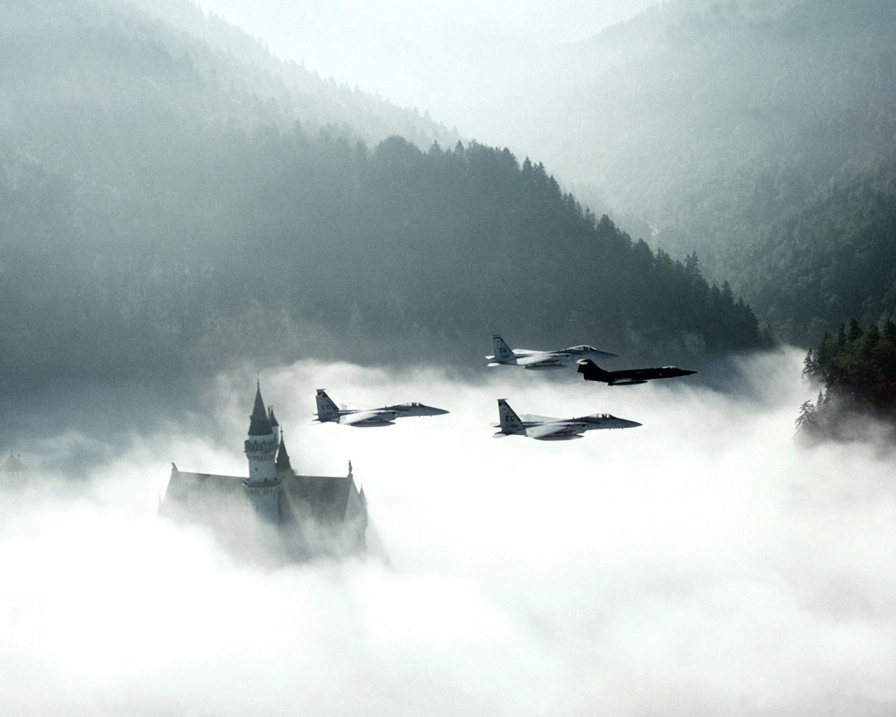 Aircrafts in the sky, morning, smoke, f-15, f-104,  , neuschwanstein, 