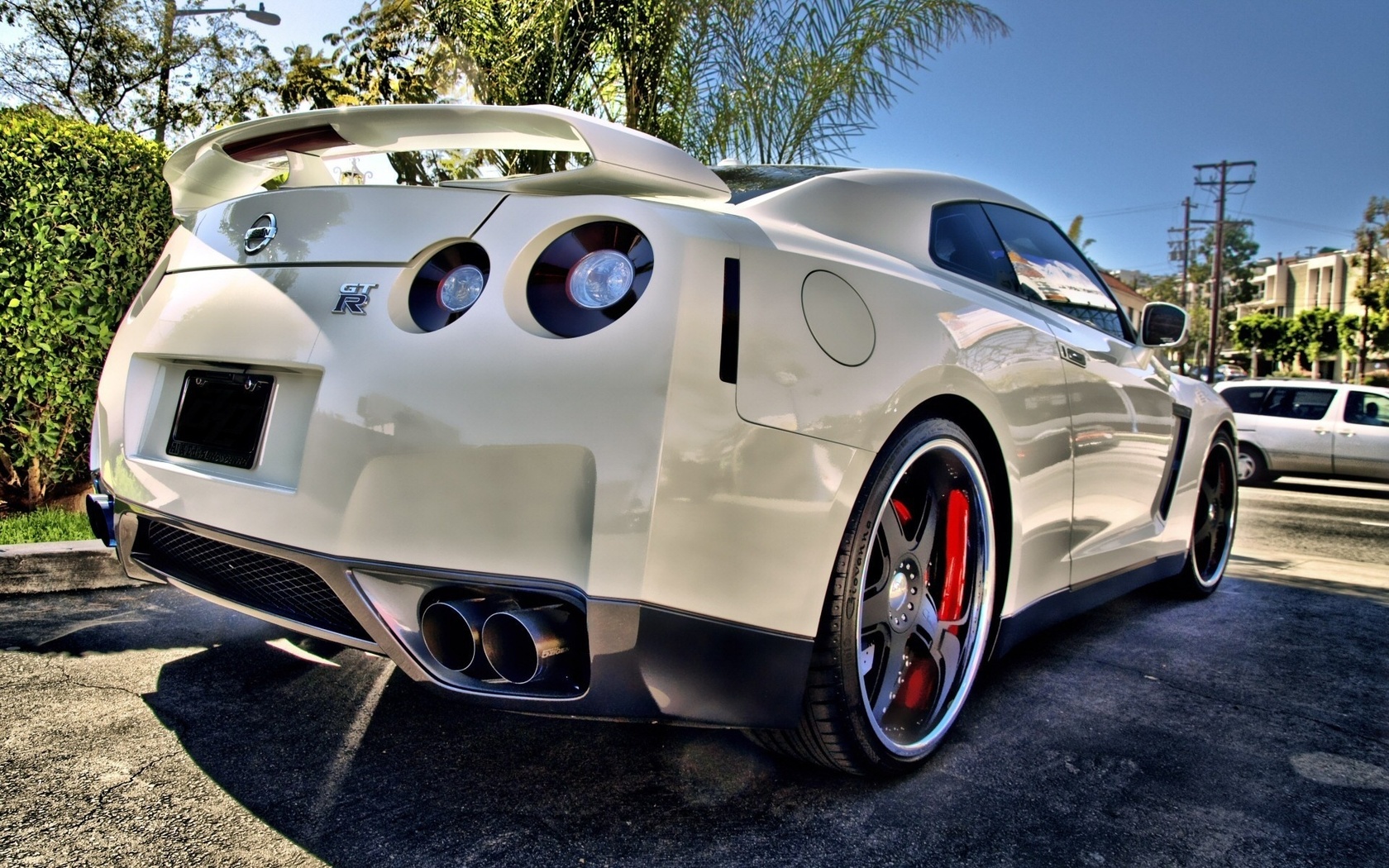 hdr, , Nissan