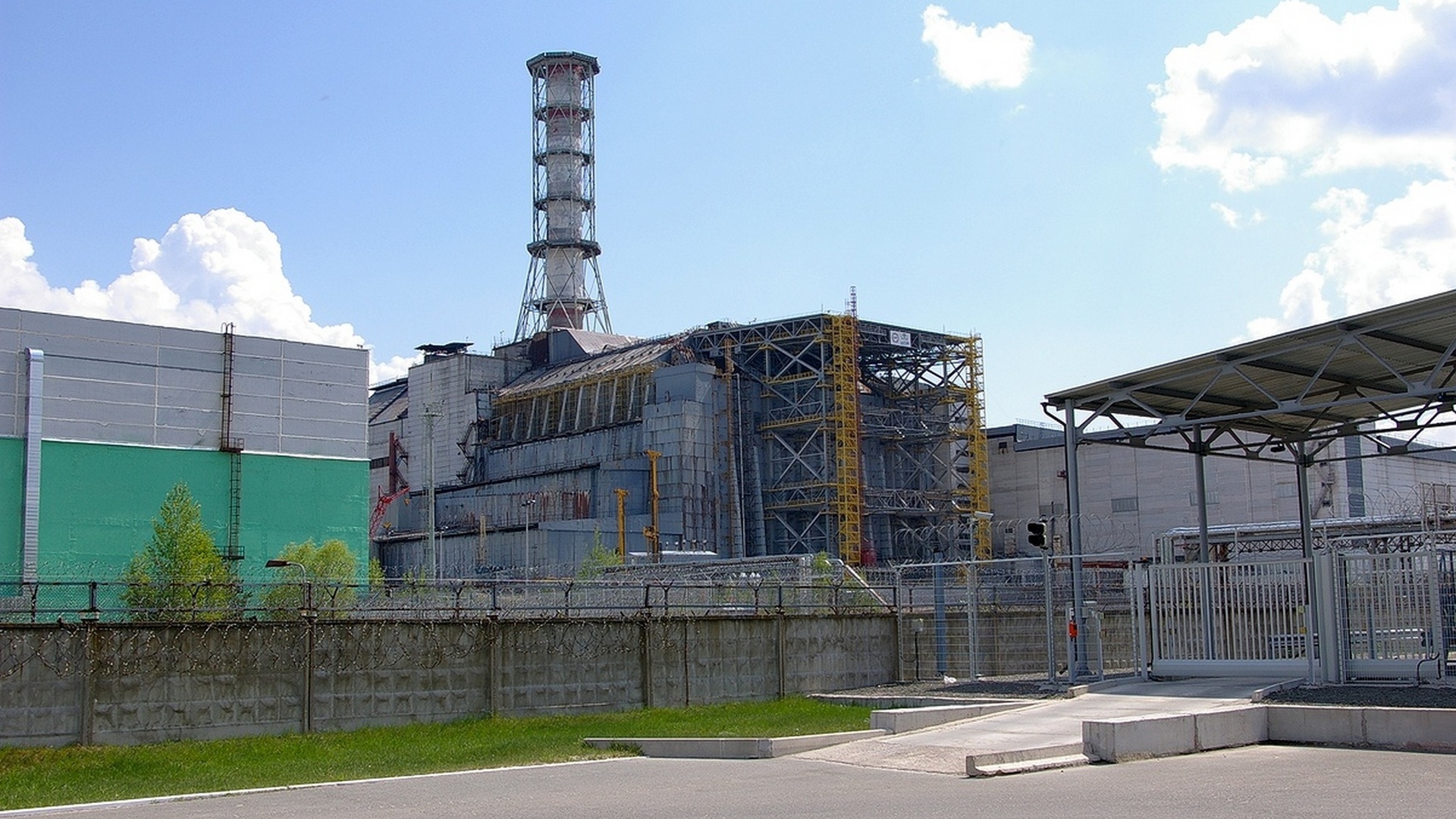 Атомная электростанция чернобыль 4 энергоблок. Припять энергоблок. 4-й энергоблок чернобыльской аэс. Припять станция аэс. Станция чаэс чернобыль.