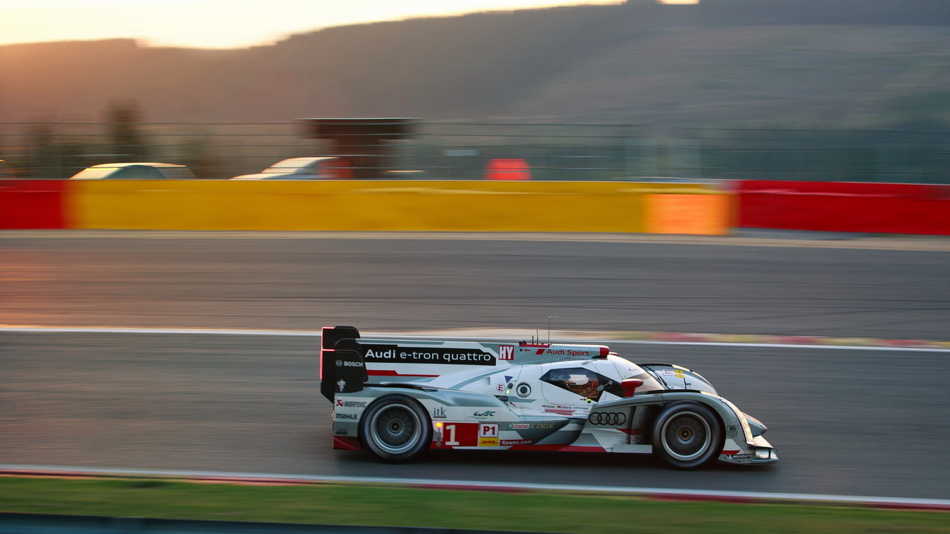 , , Audi r18