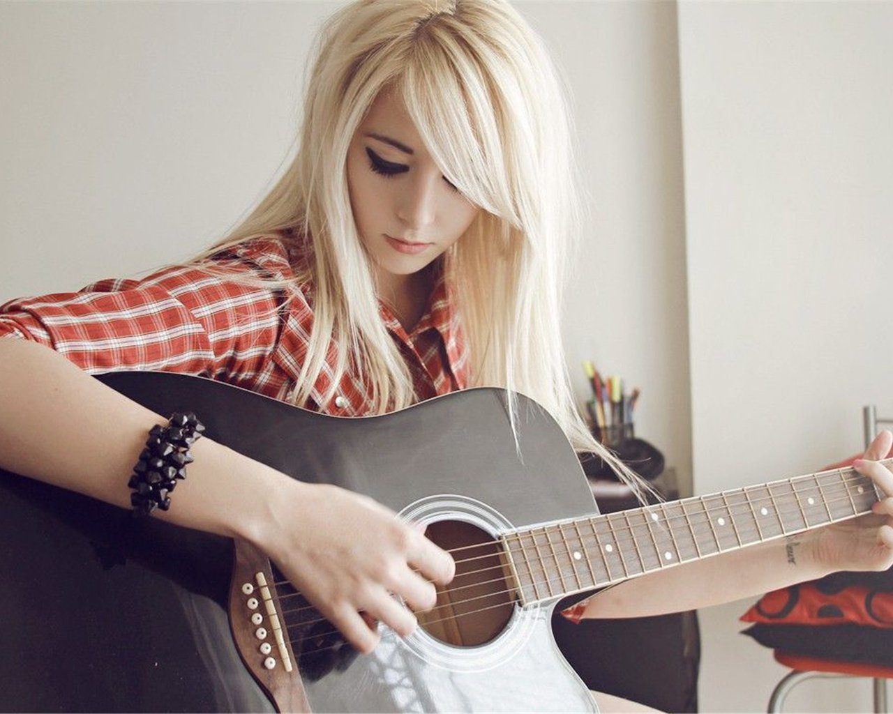 bessy, suicide girls, , , , , , , guitar, blonde, model, look, shirt