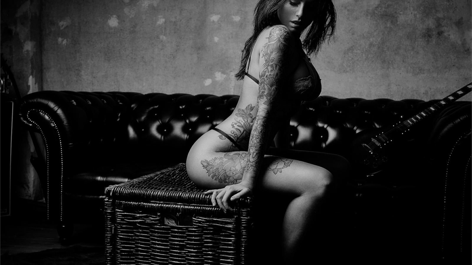 white and black, shirt, tattoo, girl, arm, legs, look, sexy, brunette, face, hair