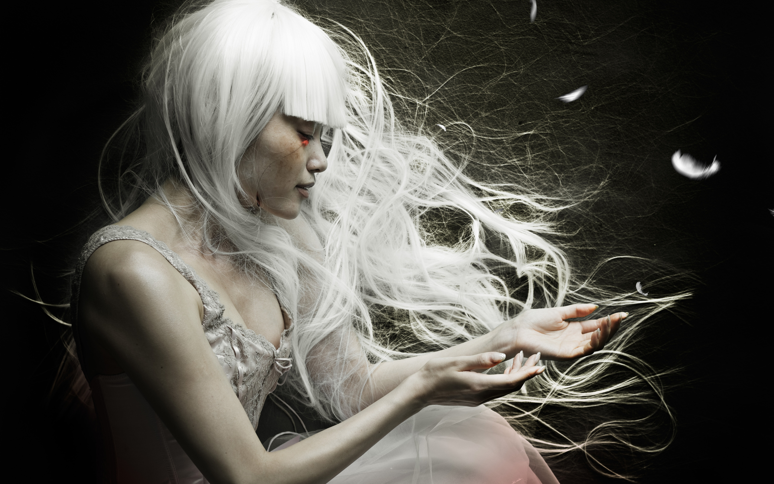 кипельно-белый цвет волос. девушка с белыми волосами. женщина с белыми волосами. к чему снится женщина с белыми волосами. красивые девушки с белыми волосами.