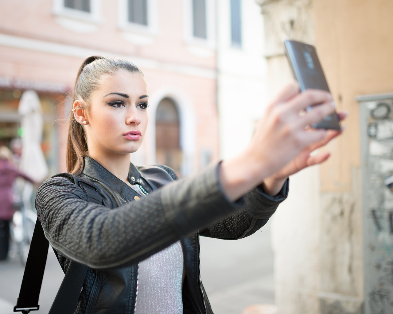 women, portrait, women outdoors, ponytail, selfies, leather jackets, eyeliner