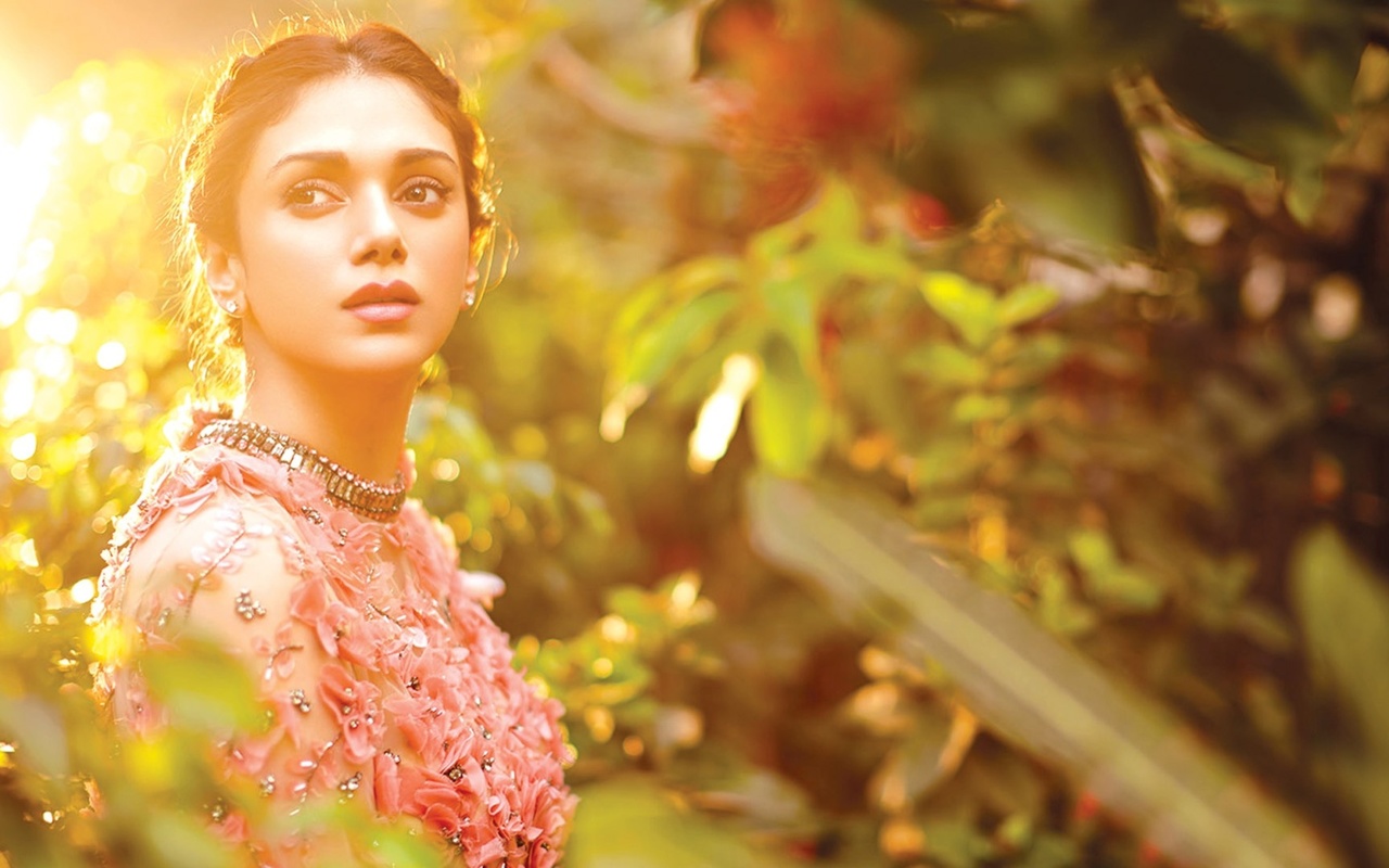 eyes, girl, face, aditi rao hydari, beauty, bollywood, beautiful, lips, indian, model, celebrity, actress, brunette