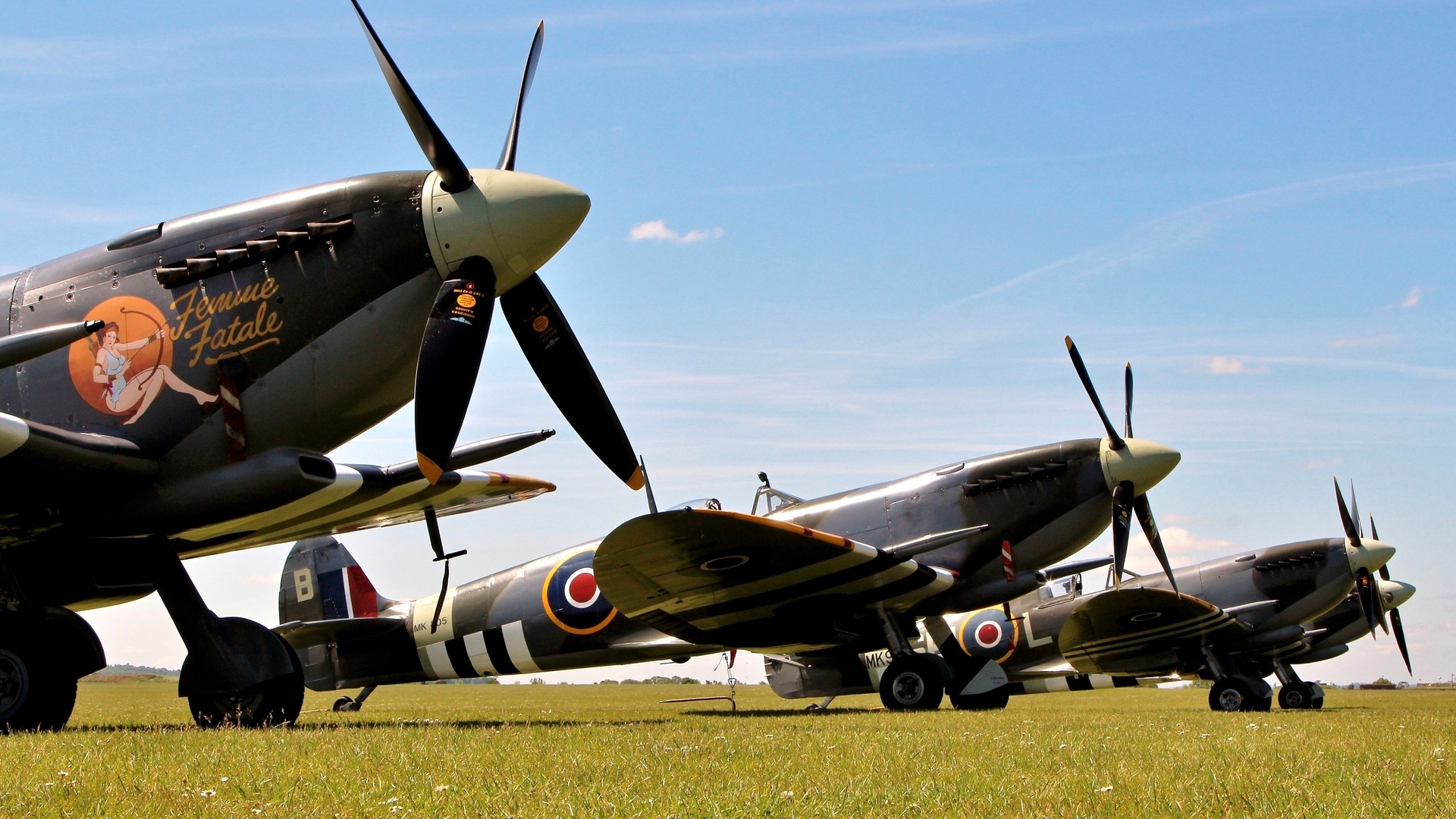 british, field, spitfire lf.ixb, grass, aircraft