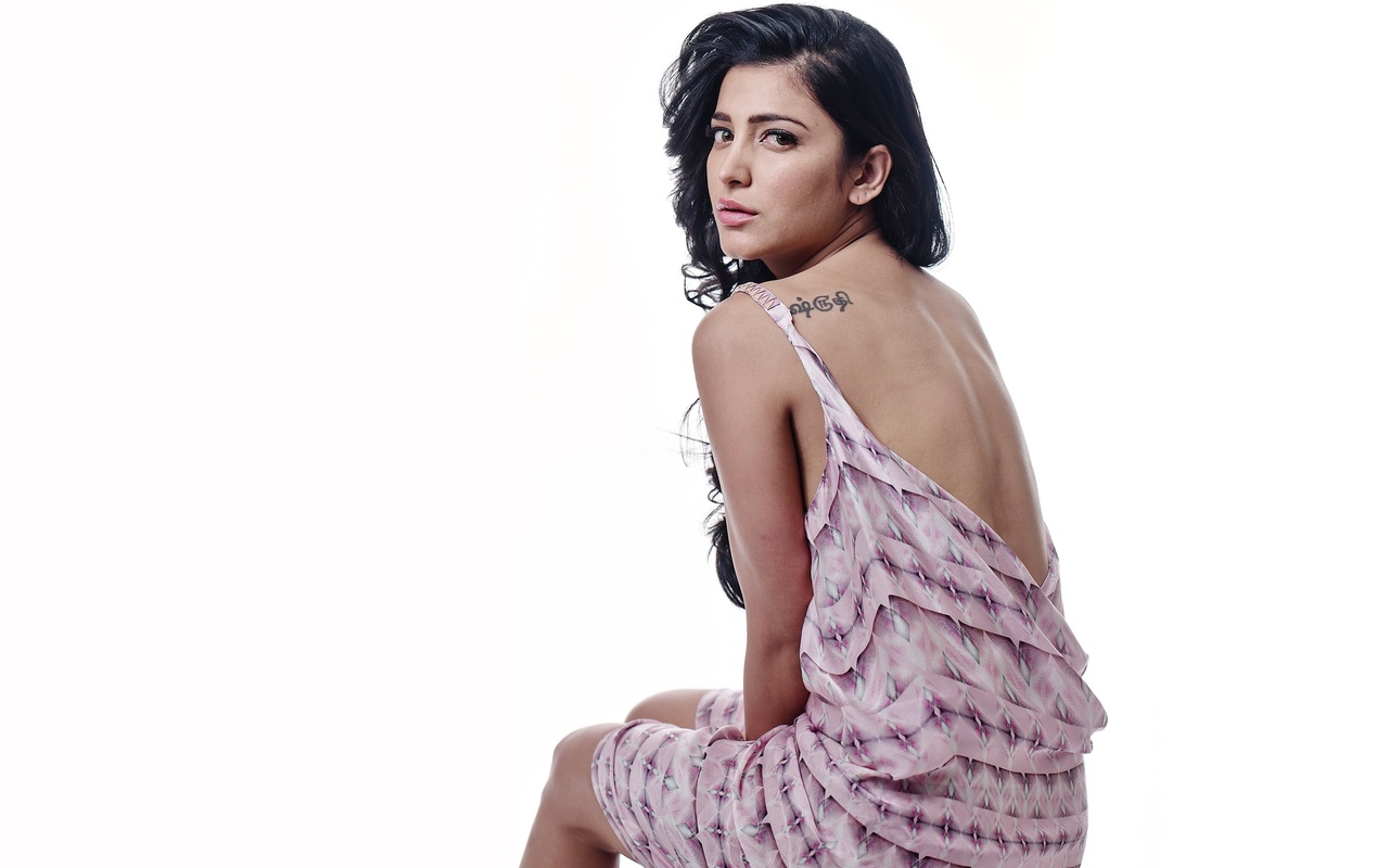 indian, , lips, beautiful, hair, sexy, , celebrity, bollywood, pose, beauty, shruti hassan, 