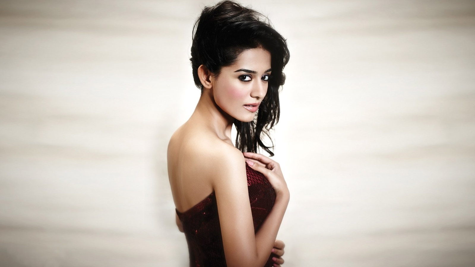 girl, eyes, brunette, , actress, hair, figure, sexy, , celebrity, bollywood, pose, beauty, , model, indian, amrita rao, , lips, beautiful