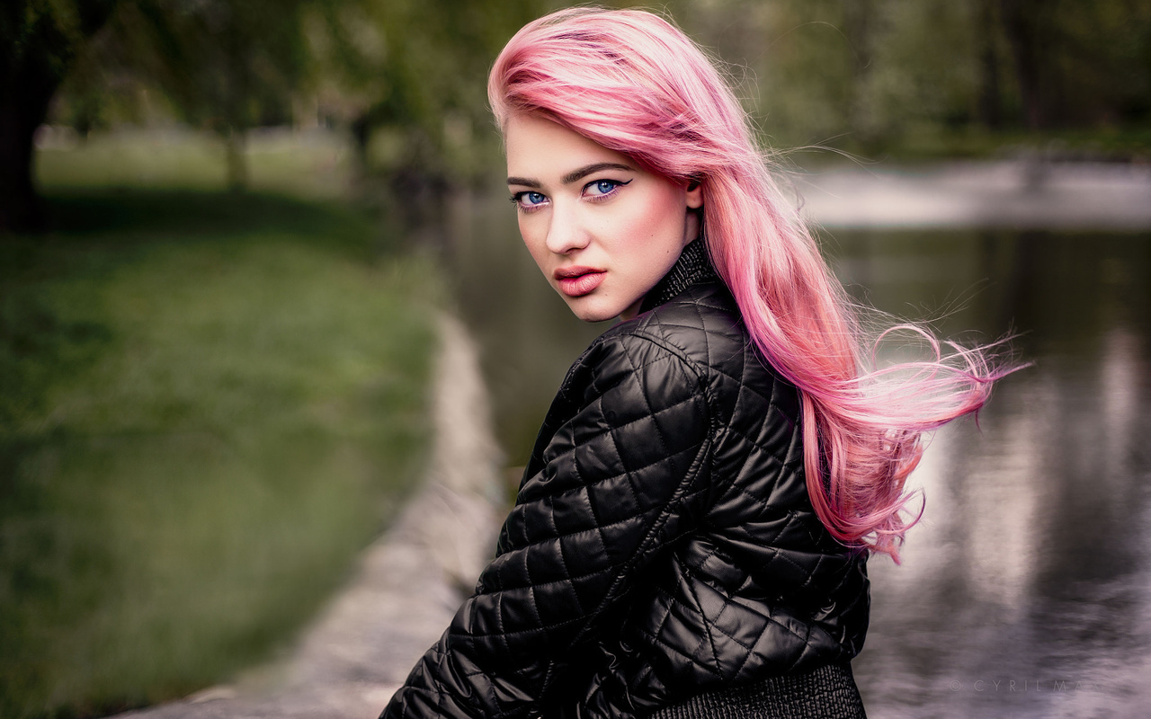 women, pink hair, portrait, leather jackets, blue eyes, depth of field, women outdoors