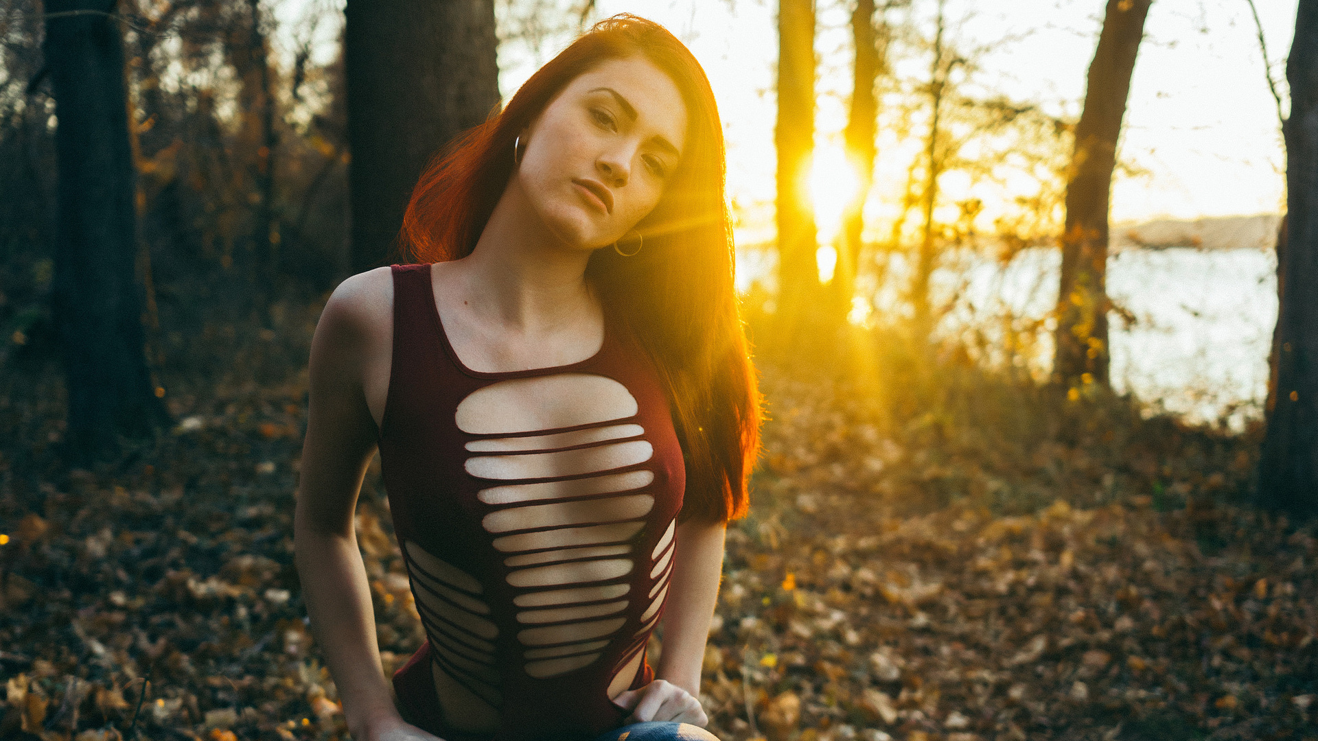women, portrait, sunset, trees, boobs, torn jeans, sitting, leaves, women outdoors, depth of field, nipple through clothing