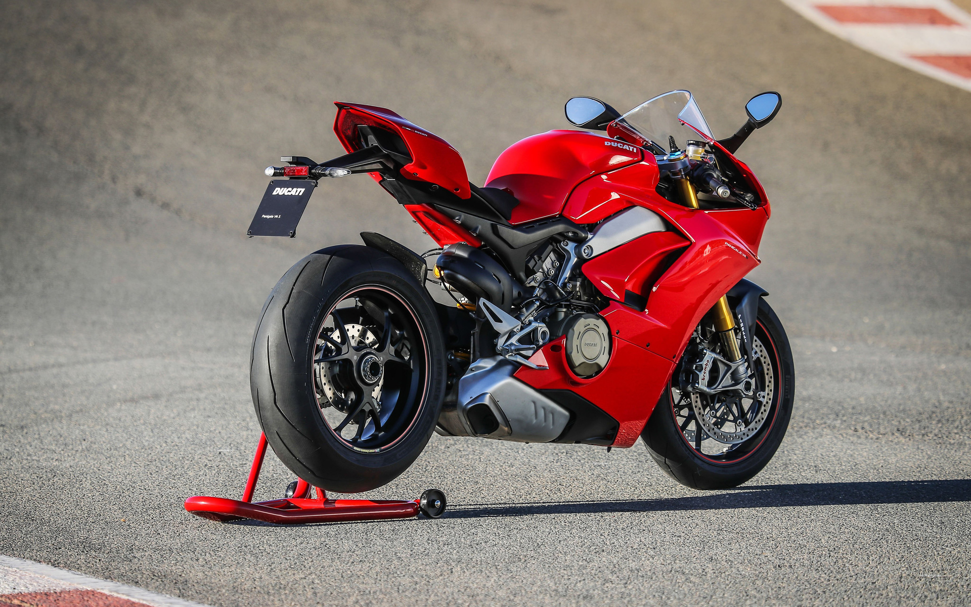 ducati, panigale, v4, speciale, 4k, raceway, sportsbikes, 2018, bikes, superbikes, 