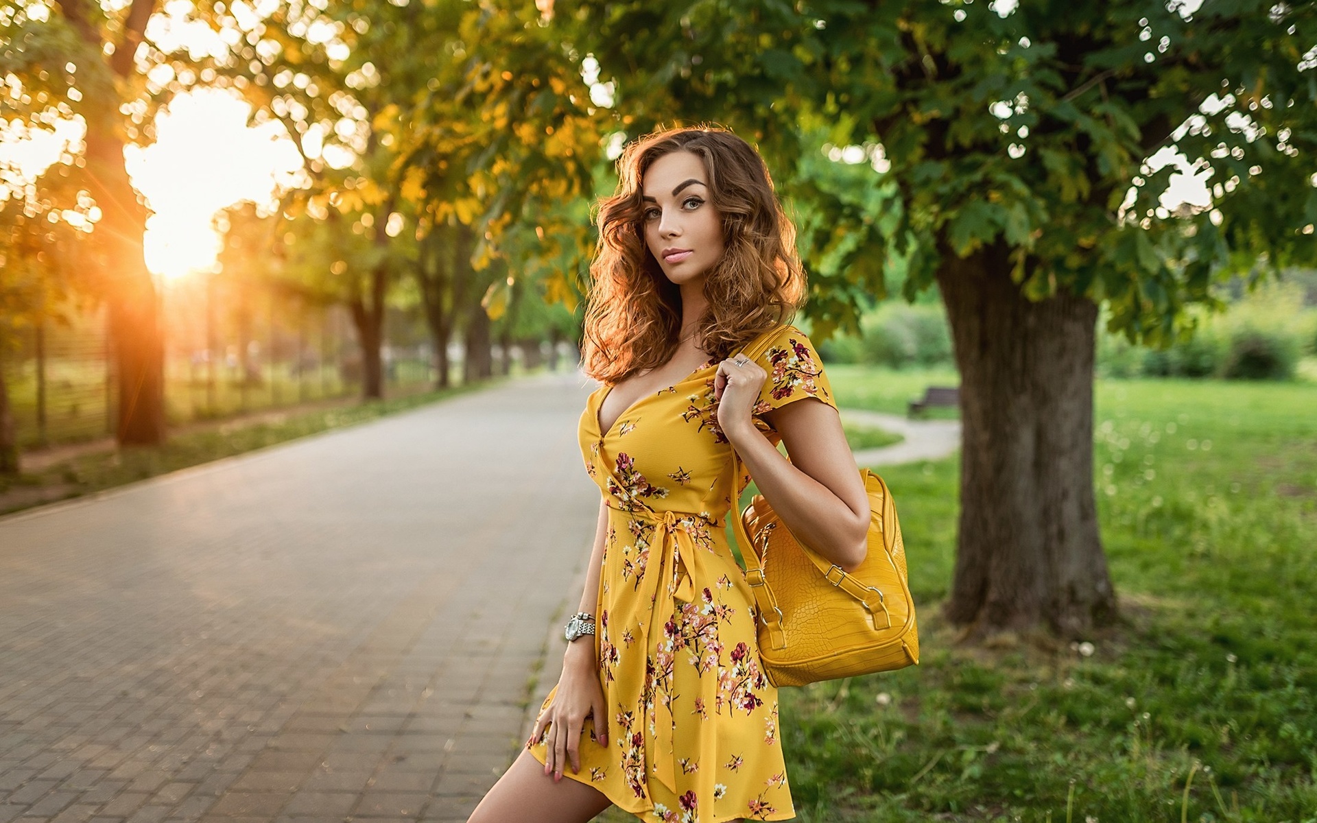 women, yellow dress, trees, tanned, portrait, women outdoors, pink lipstick, pink nails