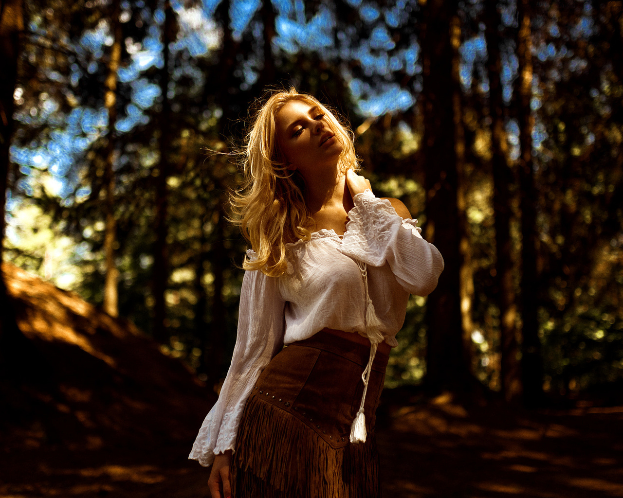 women, carla sonre, blonde, trees, miro hofmann, women outdoors, closed eyes, depth of field, portrait