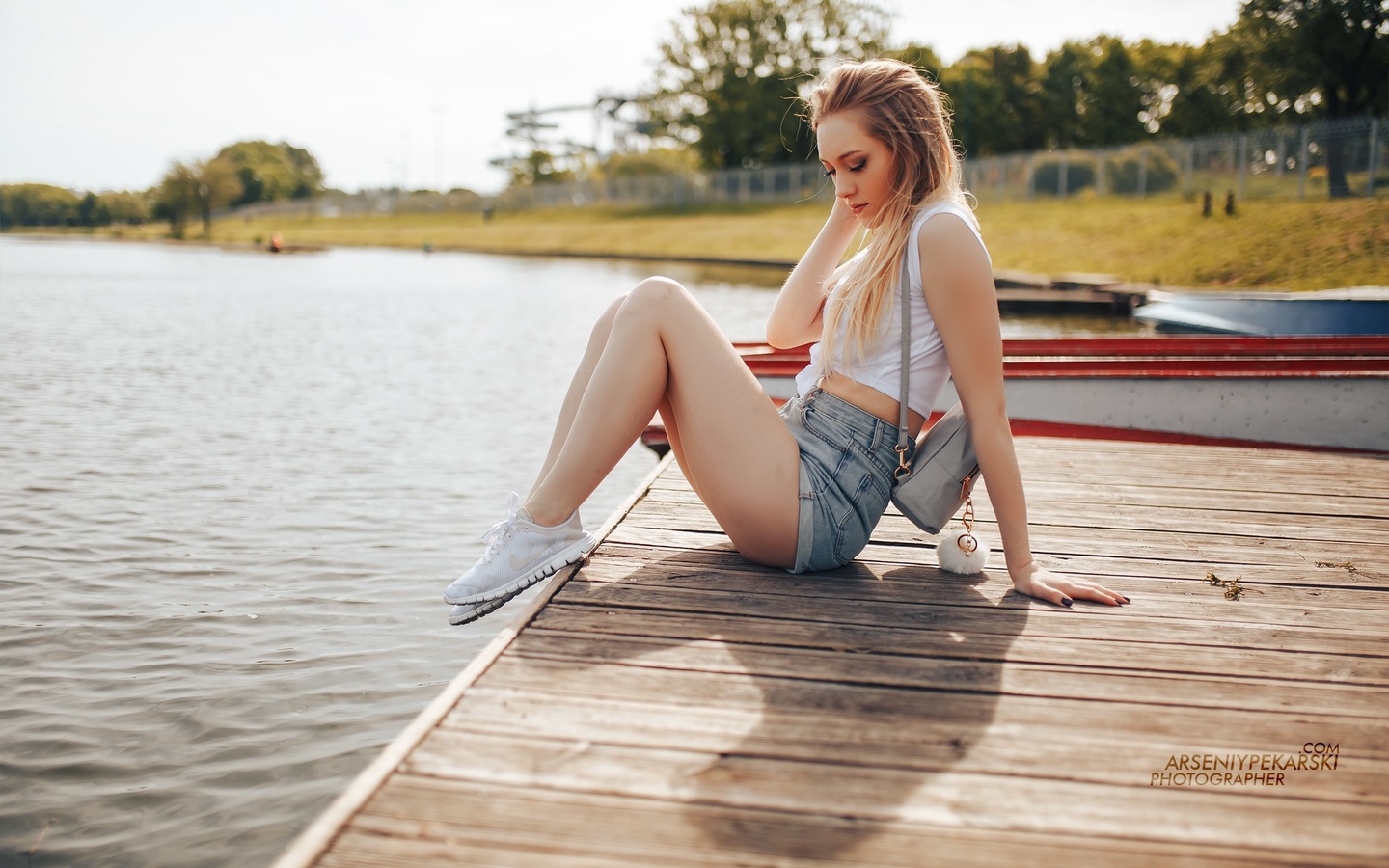 women, boat, blonde, sneakers, handbags, sitting, pier, jean shorts, women outdoors, water, painted nails, brunette, portrait, arseniy pekarski