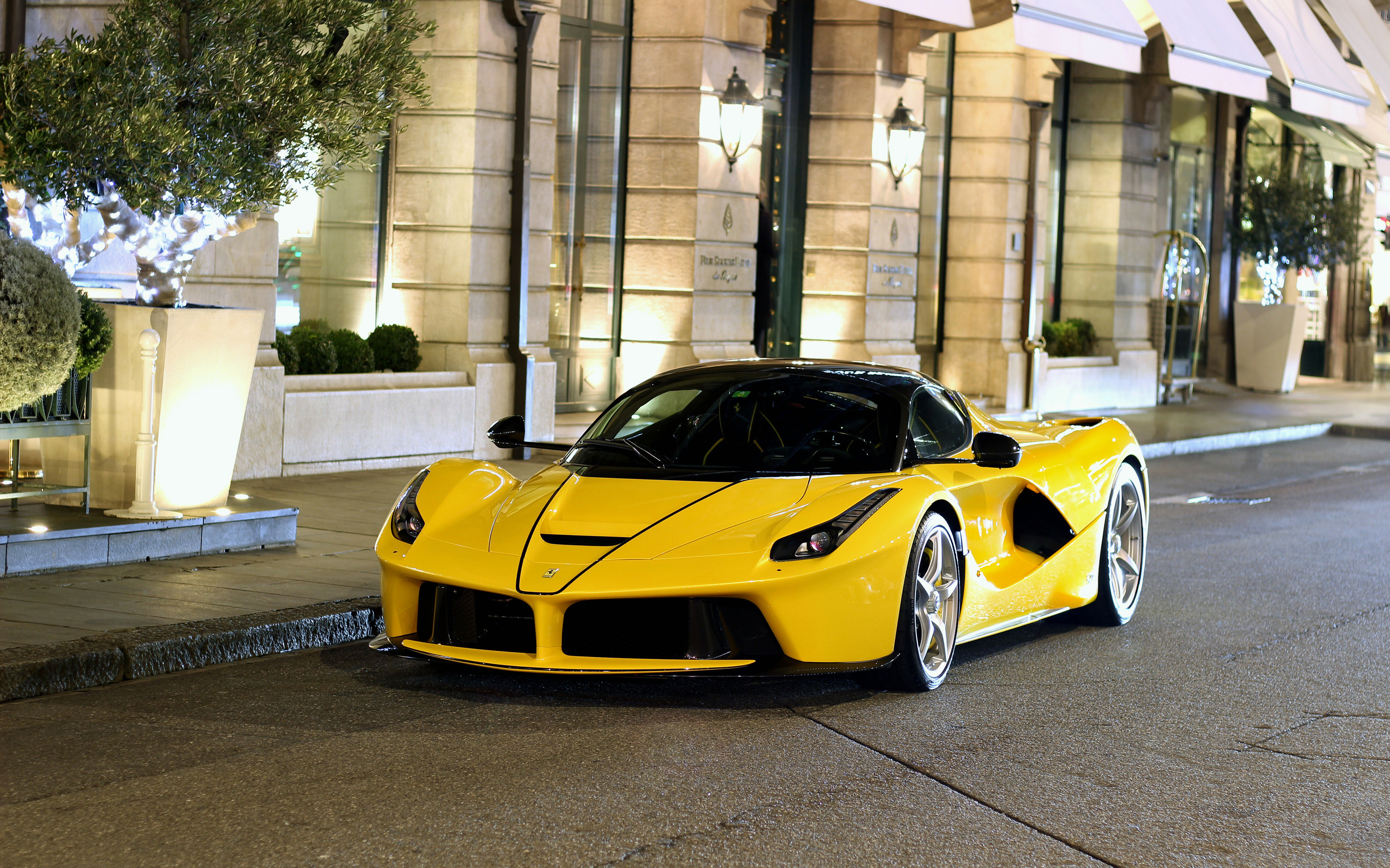 laferrari, aperta